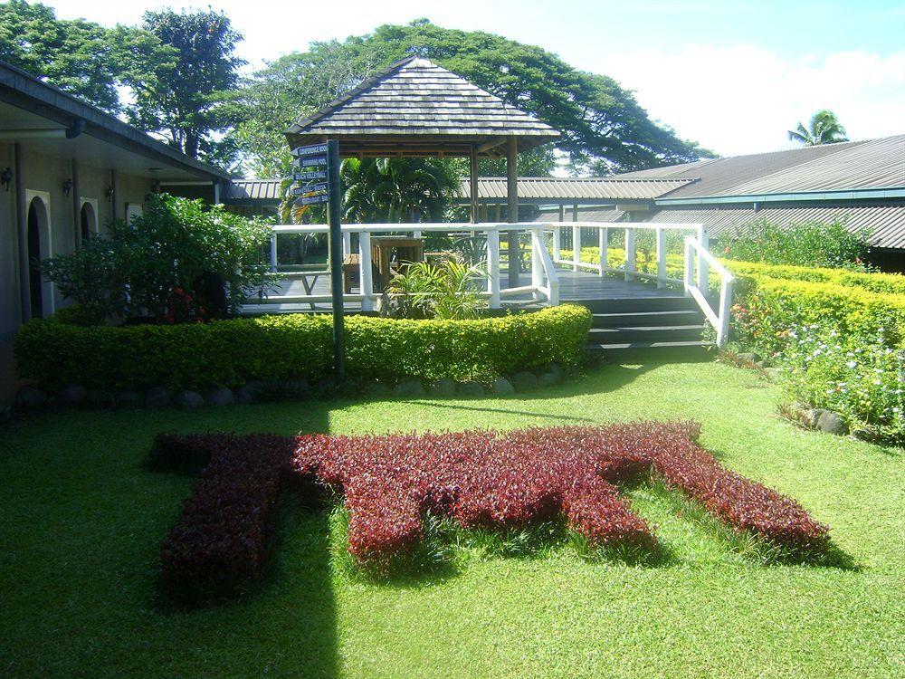 Tanoa Skylodge Hotel Nadi Exterior photo